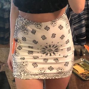Body con b&w skirt